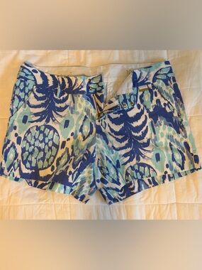 Lilly Pulitzer Shades of Blue& white Printed Women’s Shorts